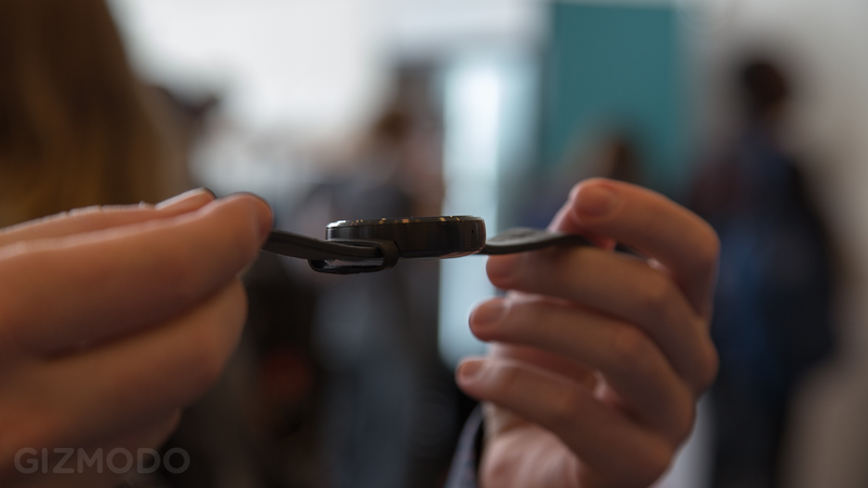 Illustration for article titled Moto 360 Hands-On: This Smartwatch Will Make You Swoon